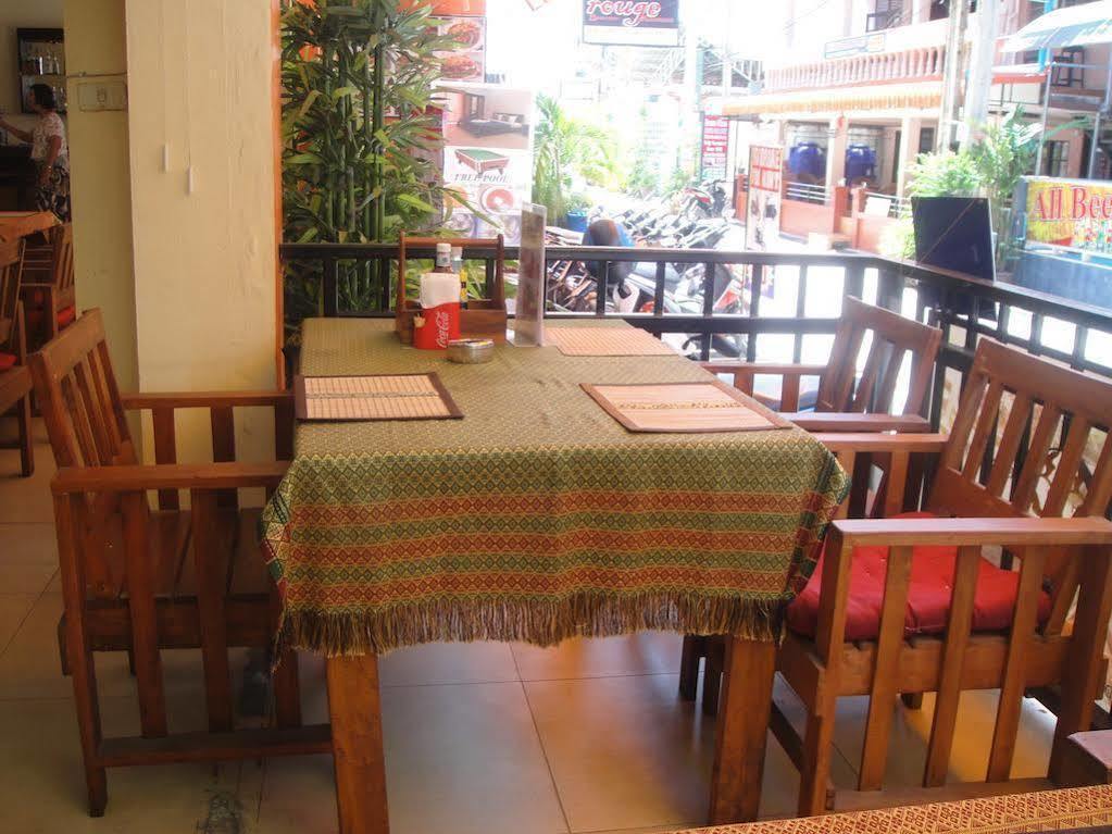 Malee Guesthouse And Restaurant Pattaya Ngoại thất bức ảnh